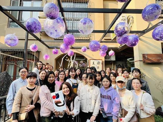 巧手创造 绽放芳华—乐鱼（中国）养老组织女员工开展妇女节庆祝活动