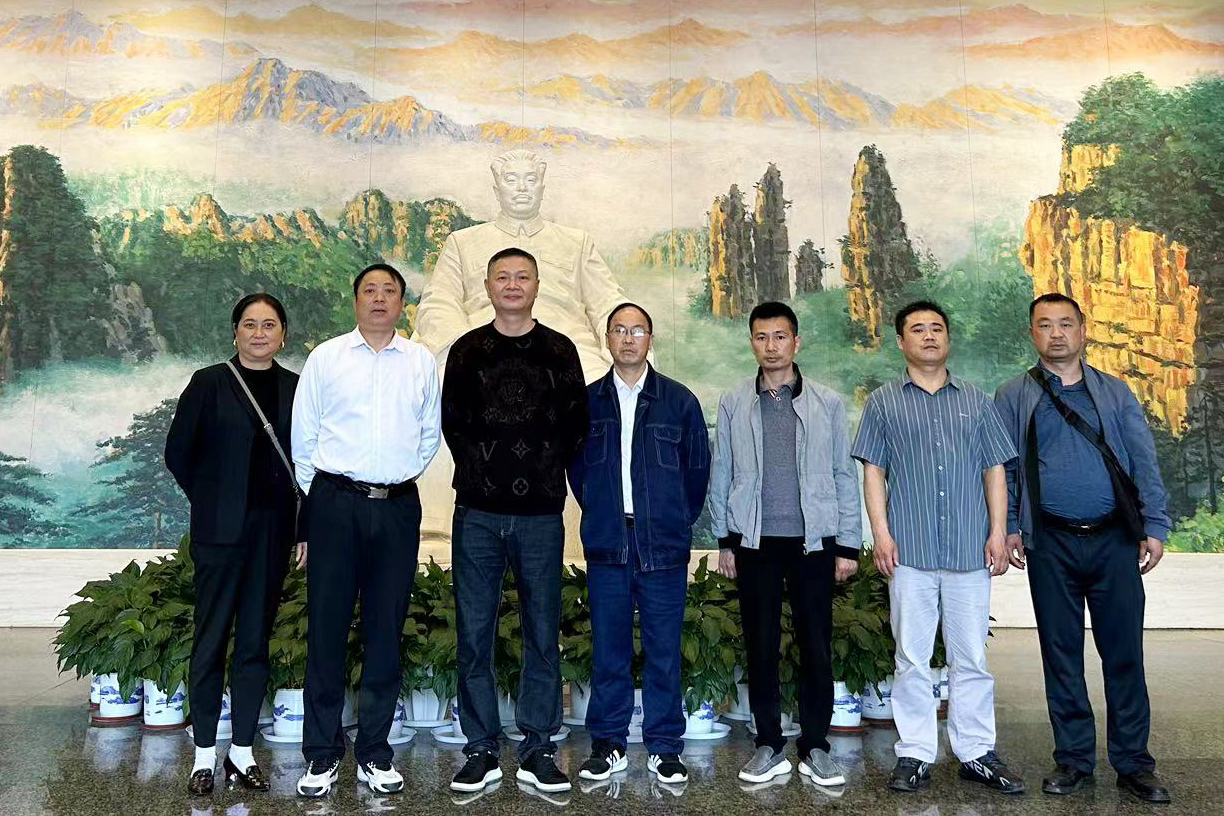追寻先烈足迹  传承红色基因——乐鱼（中国）鸟儿巢公司全体党员参观贺龙纪念馆